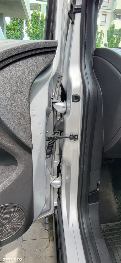 Ford Tourneo Connect 1.5 TDCi Trend - 19