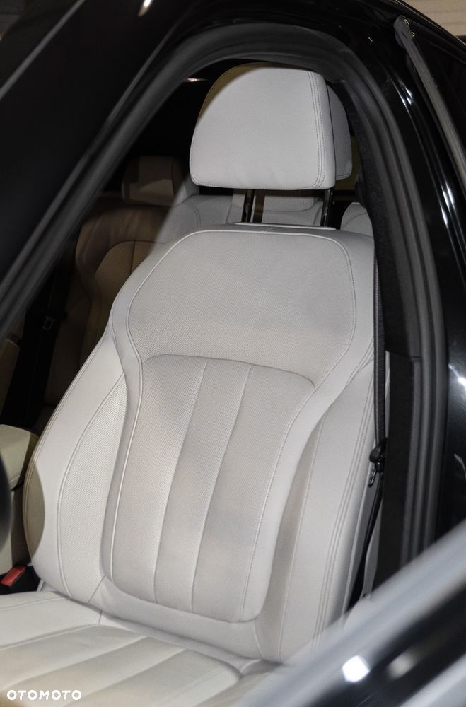BMW X6 M50d - 15
