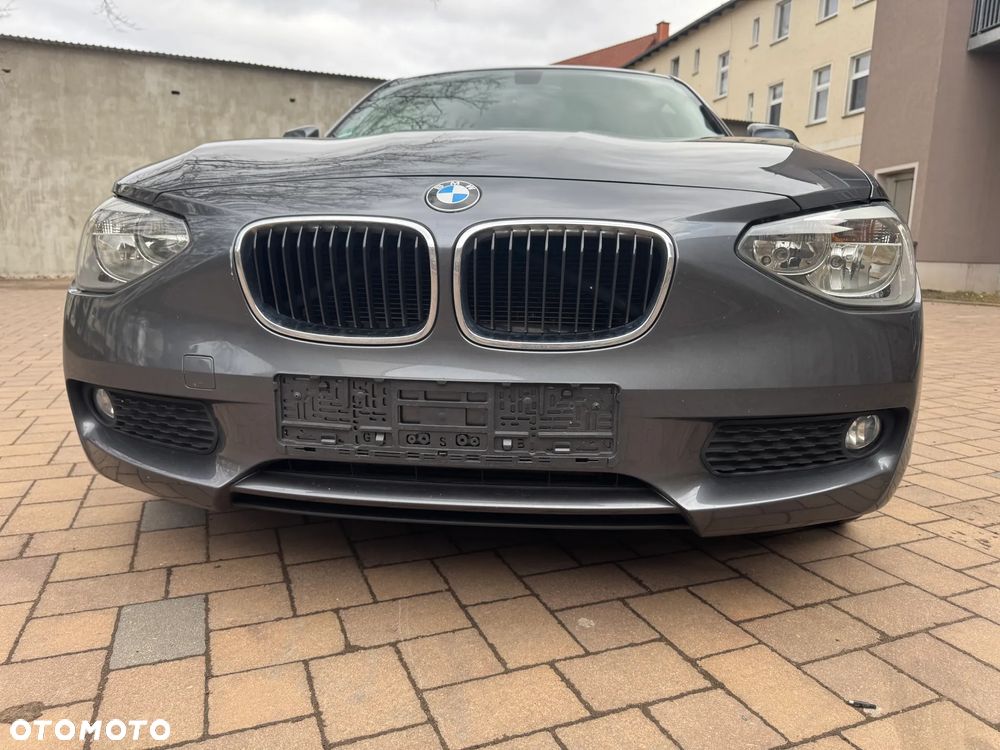 BMW Seria 1 116i Sport Line - 1