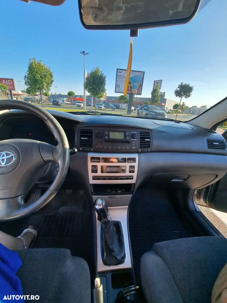 Toyota Corolla 2.0 D H/B Sol - 14