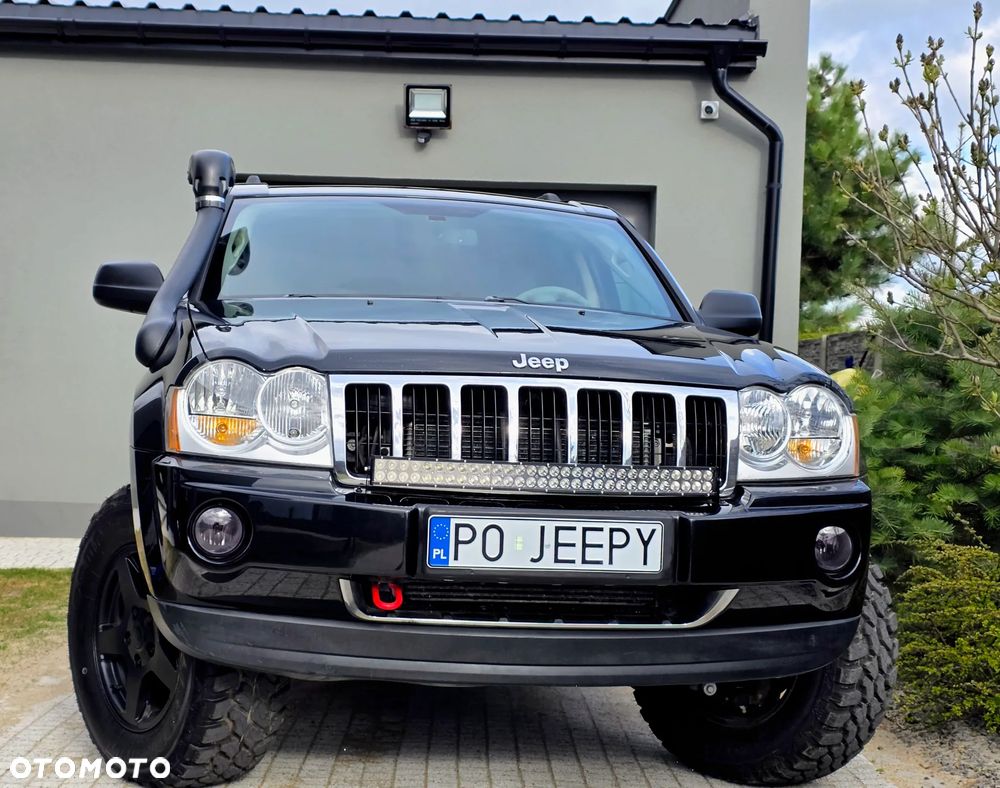 Jeep Grand Cherokee - 27