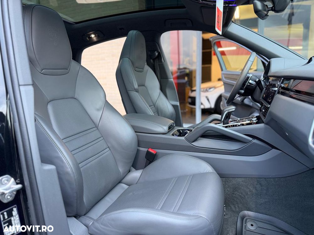 Porsche Cayenne Coupe E-Hybrid Tiptronic S - 8