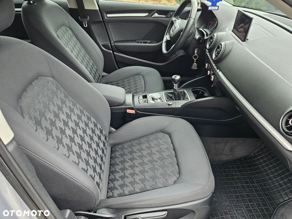 Audi A3 Sportback 1.6 TDI (clean diesel) Attraction - 13