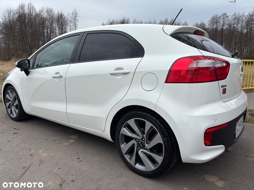 Kia Rio 1.4 Business Line Plus - 8