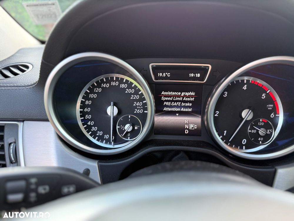 Mercedes-Benz GL 350 4MATIC BlueTec Aut. - 12
