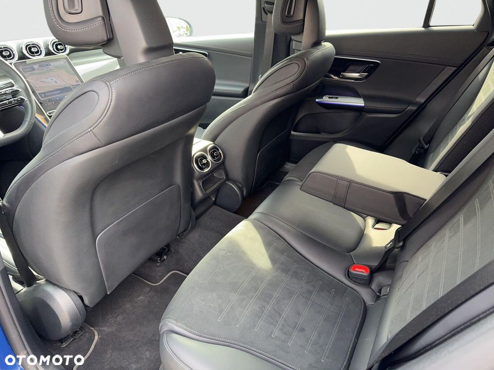 Mercedes-Benz GLC - 18