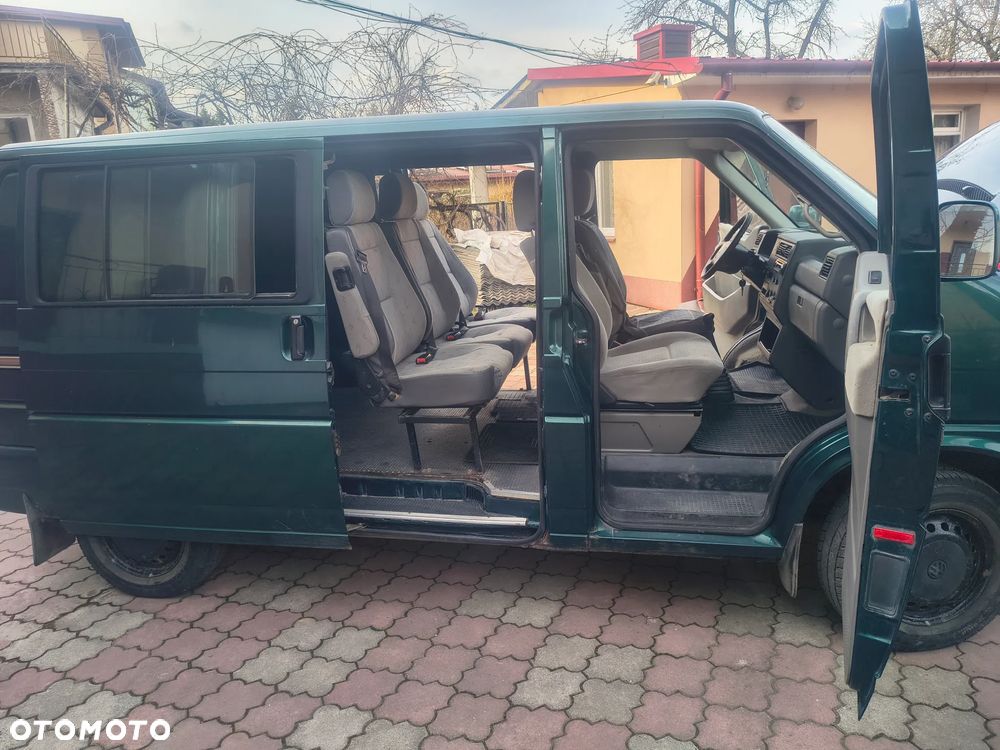 Volkswagen Transporter - 4