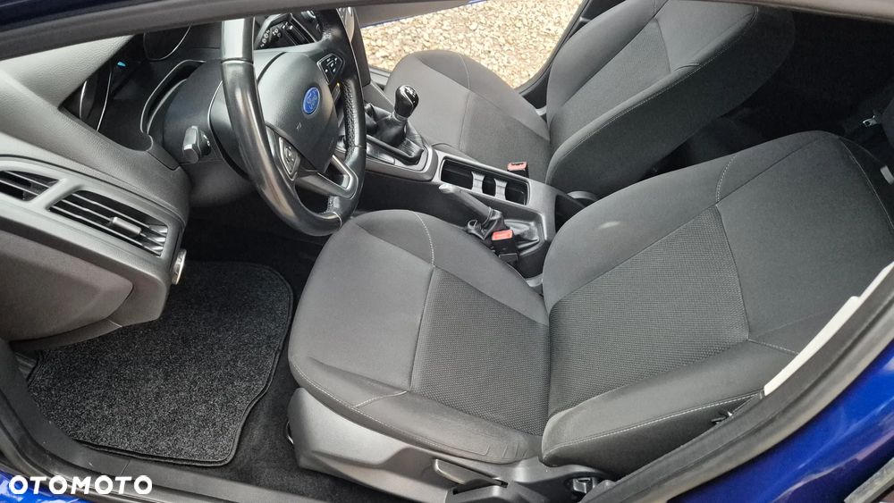 Ford Focus 1.0 EcoBoost Titanium - 18