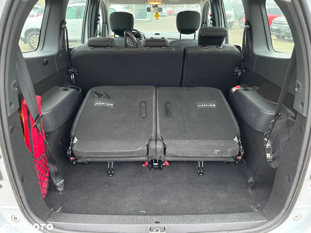 Dacia Lodgy 1.6 SCe Laureate S&S - 23