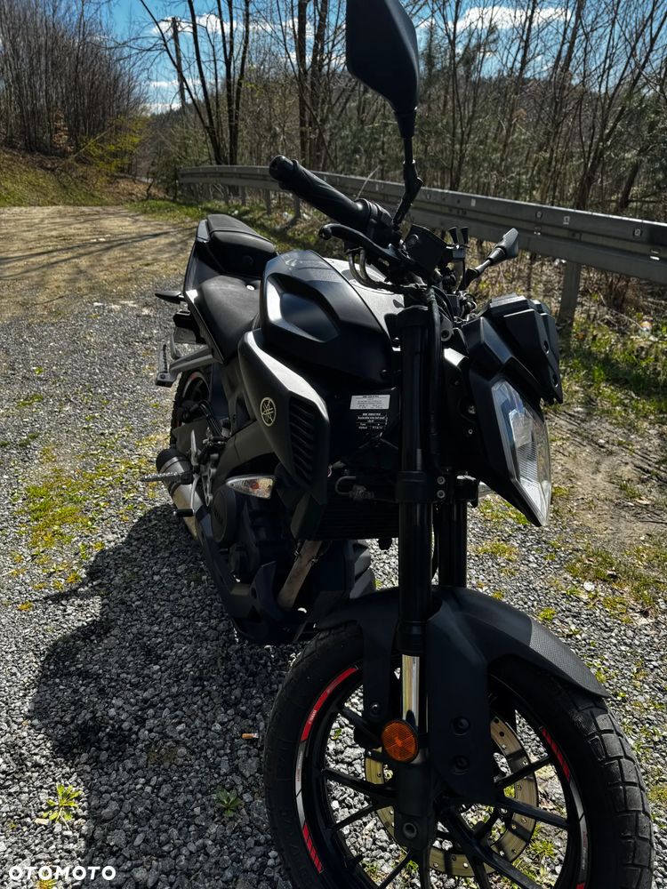 Yamaha MT - 5