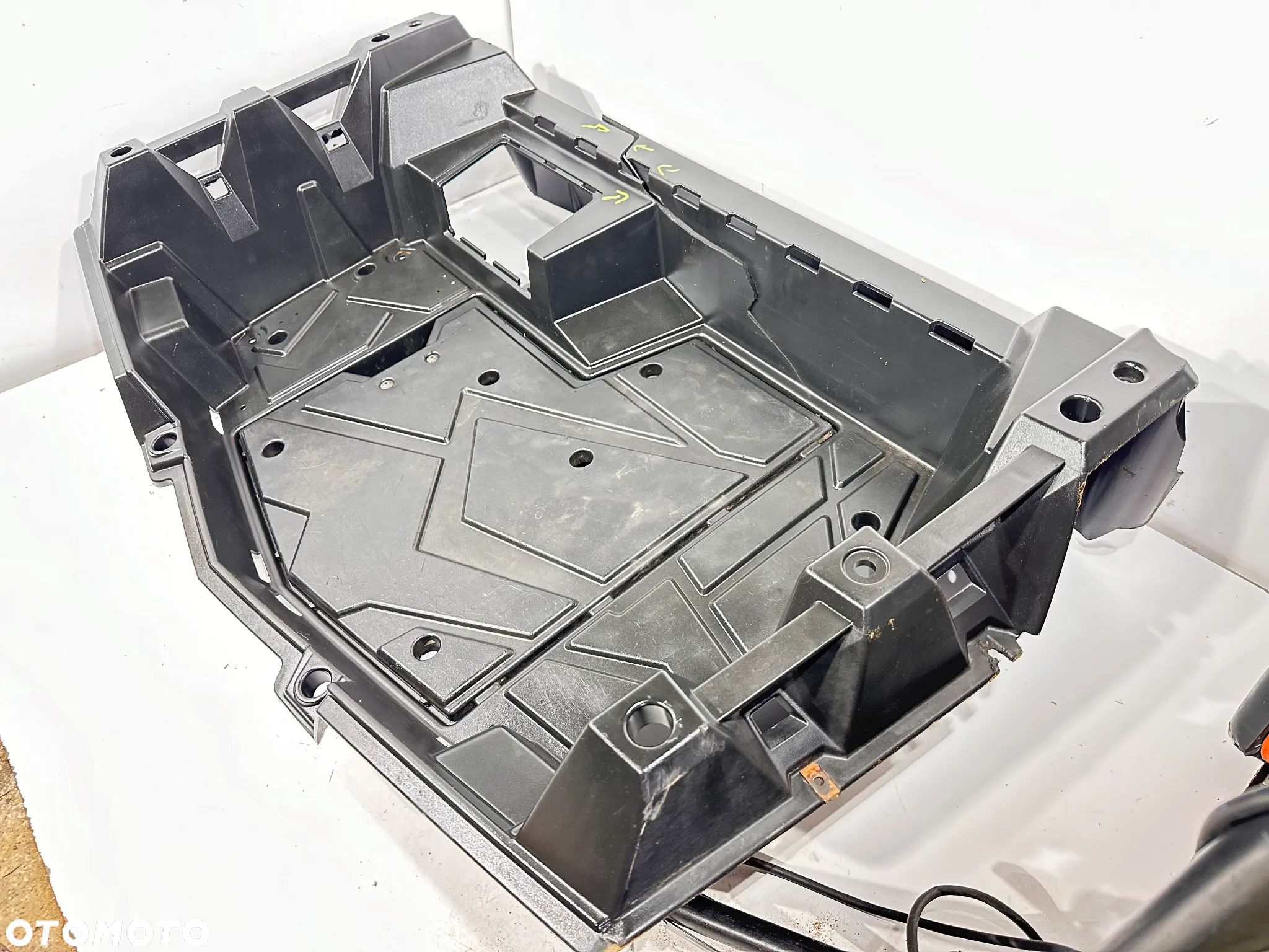 Kufer schowek podłoga bagażnik  Polaris RZR 900  RANGER XP - 8