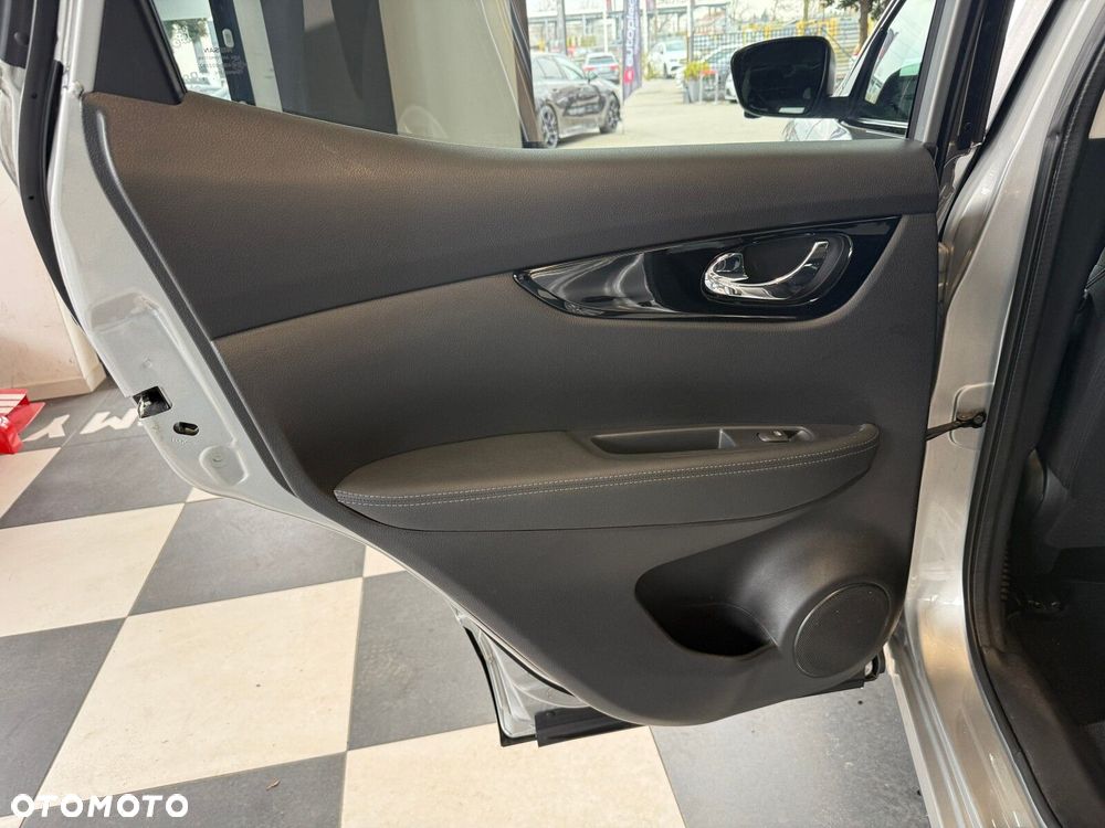 Nissan Qashqai - 10