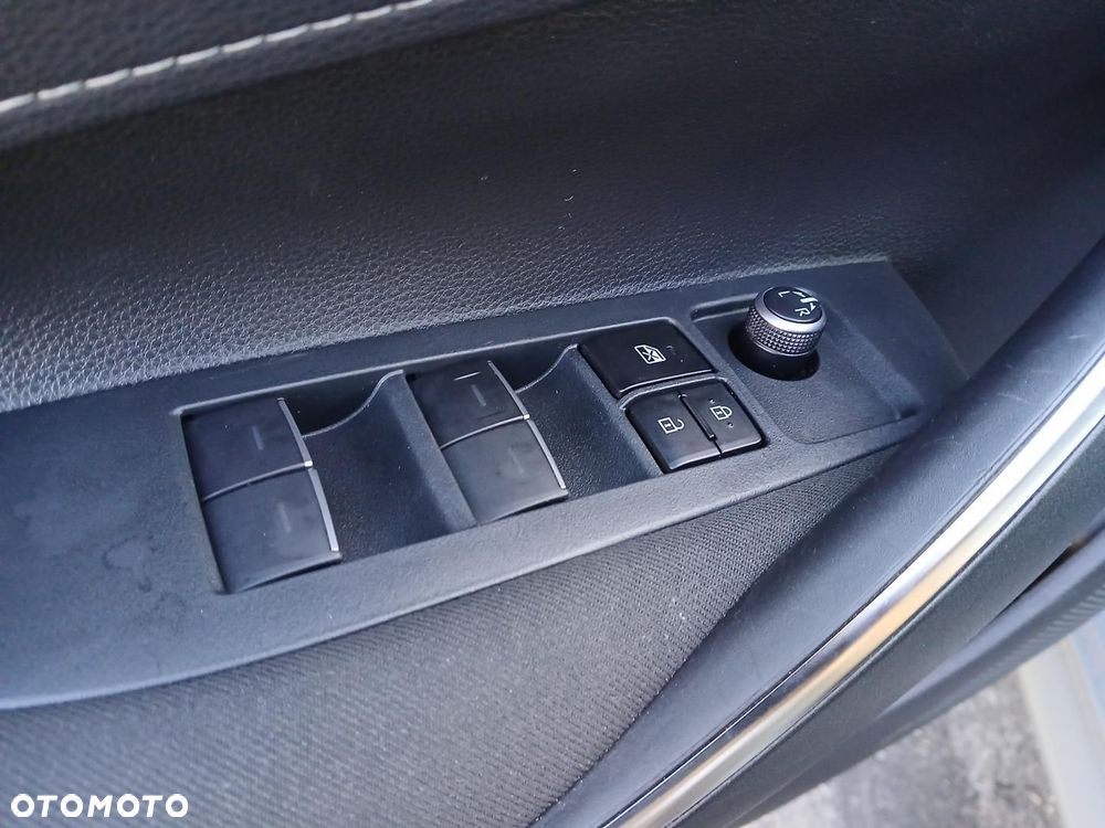 Toyota Corolla 1.8 Hybrid Comfort - 20