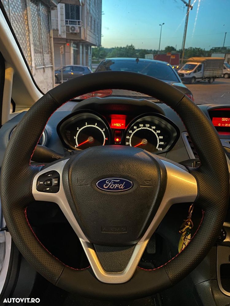 Ford Fiesta 1.25 Trend - 16