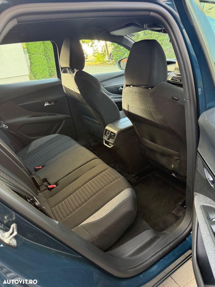 Peugeot 3008 1.2 PureTech 130 EAT8 Active Pack - 10