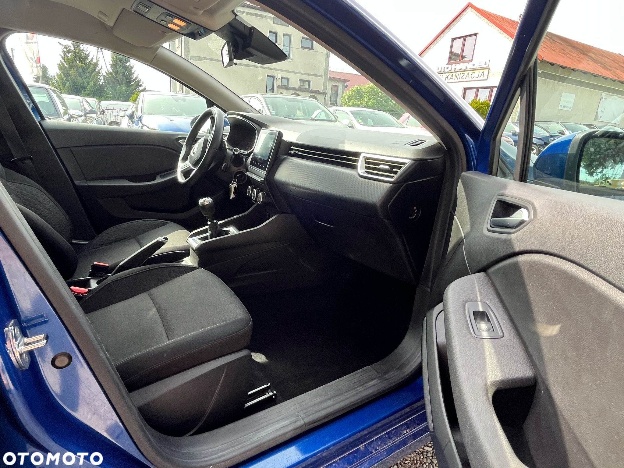 Renault Clio BLUE dCi 85 EXPERIENCE - 19