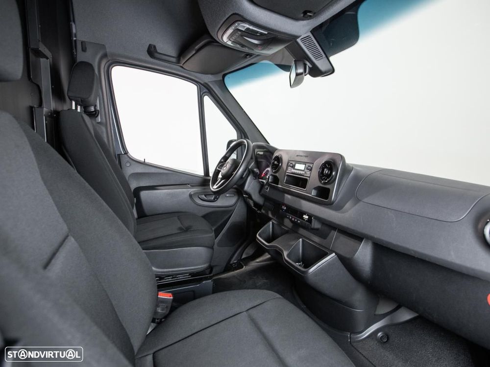 Mercedes-Benz E-SPRINTER STANDARD 55/47 KWH C/IVA - 9