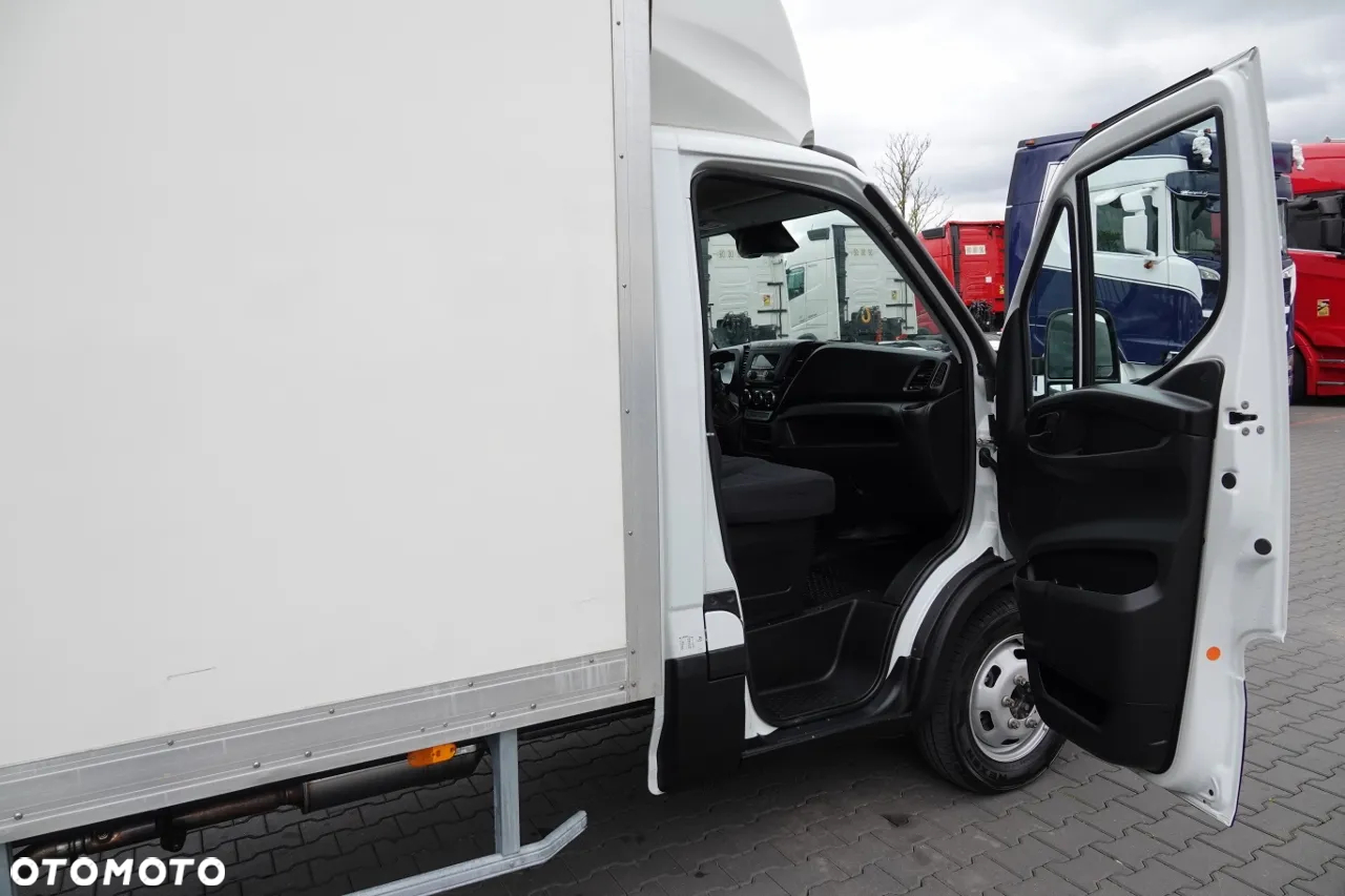 Iveco DAILY 3,0 D / KONTENER / 2020 ROK /BLIŹNIAK / SPROWADZONY / PO KONTRAKCIE SERWISOWYM - 31