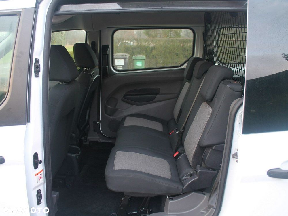 Ford Transit Connect - 7