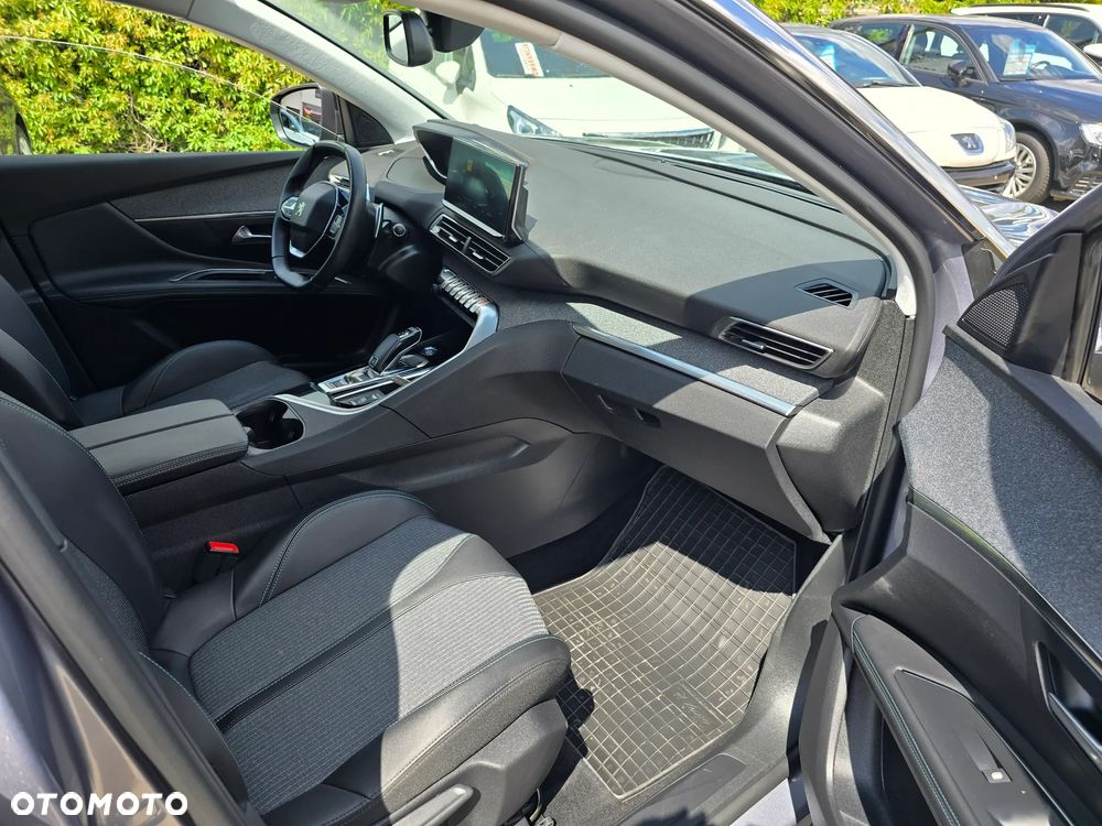 Peugeot 3008 - 11