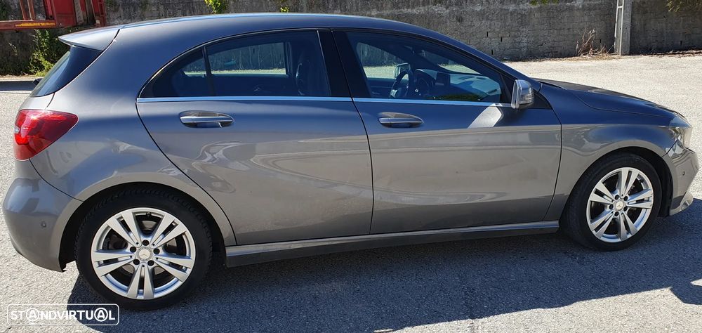 Mercedes-Benz A 220 - 4