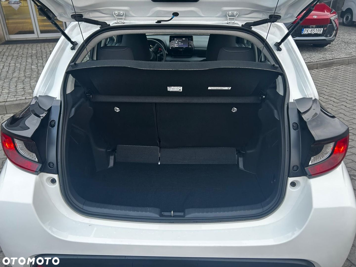 Toyota Yaris Hybrid 1.5 Comfort - 7
