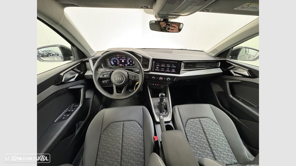 Audi A1 Sportback 30 TFSI Advanced S tronic - 11