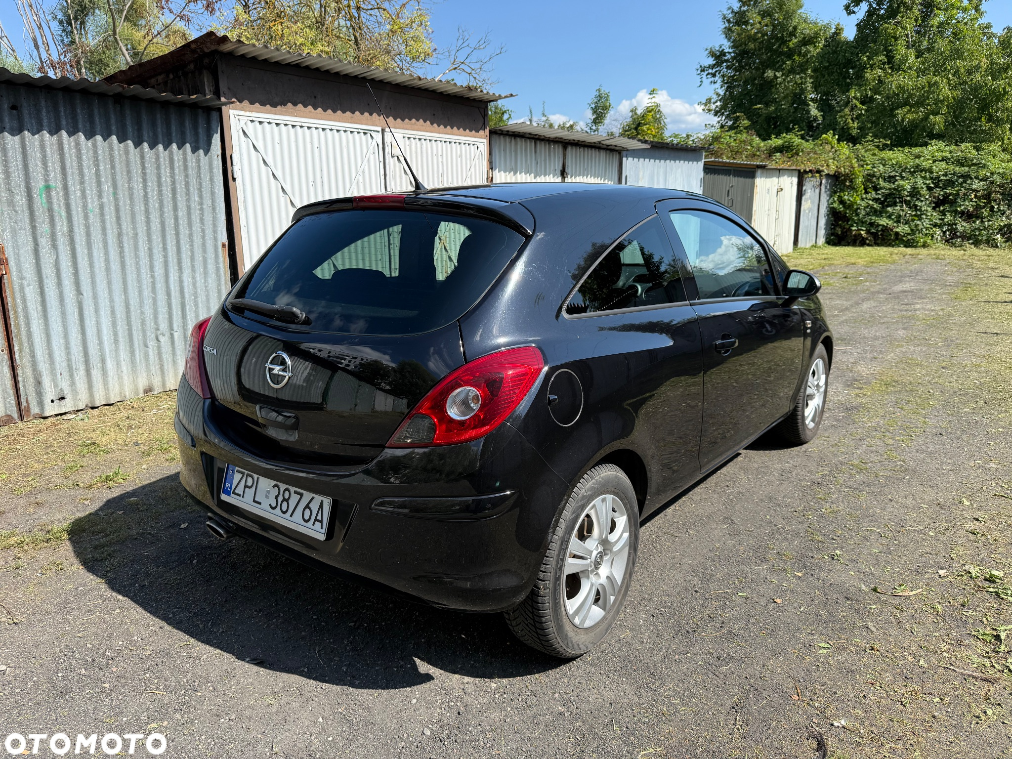 Opel Corsa 1.4 16V Satellite - 12