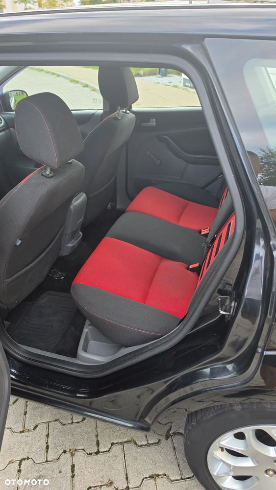 Ford Focus - 13