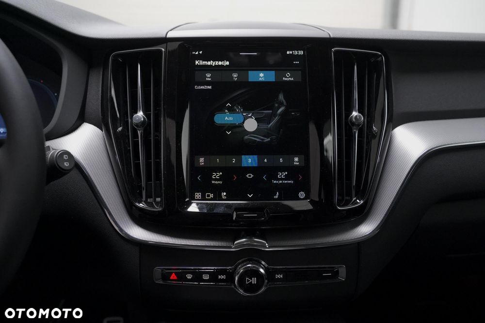 Volvo XC 60 B5 B AWD Plus Dark - 13
