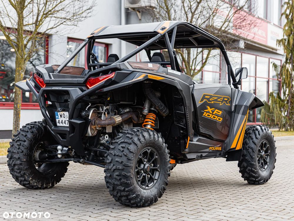 Polaris RZR - 18