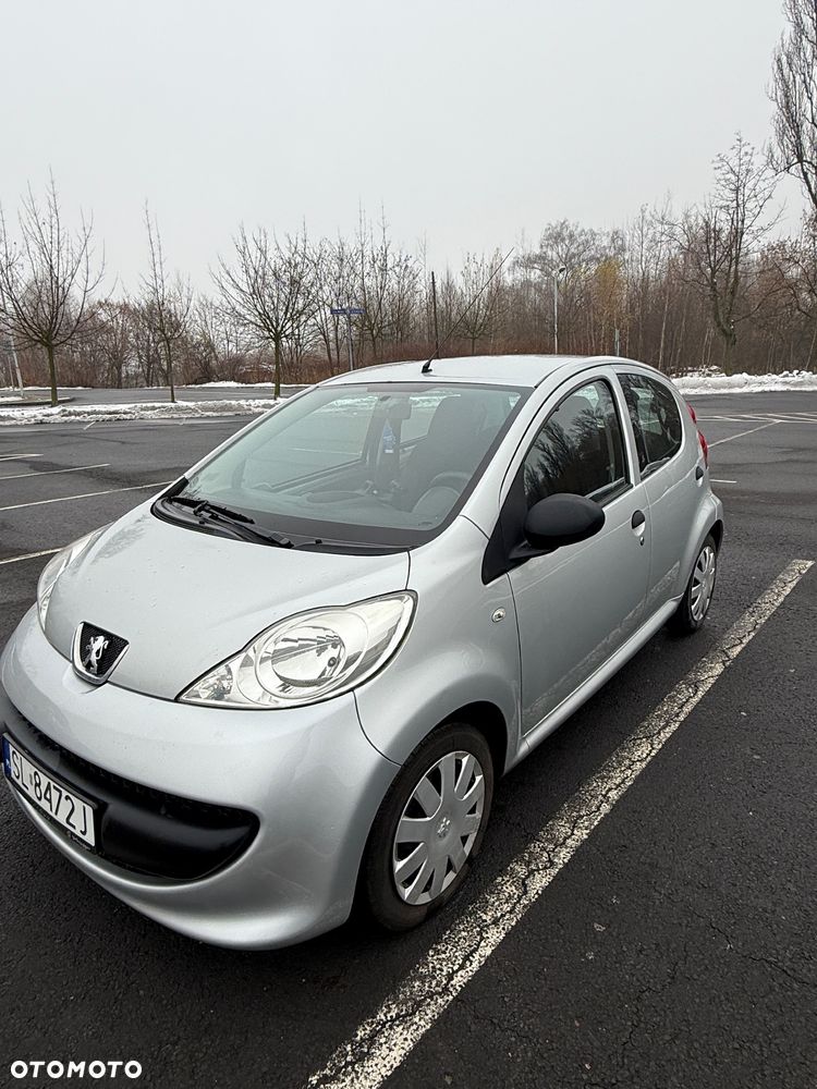Peugeot 107 1.0 Happy - 2