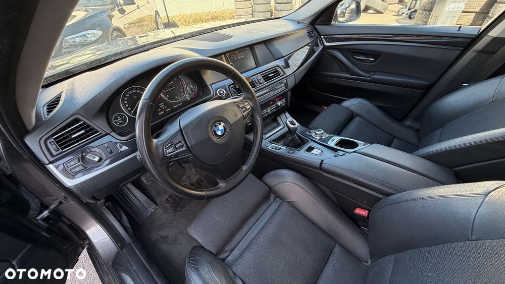 BMW Seria 5 520d Luxury Line - 7