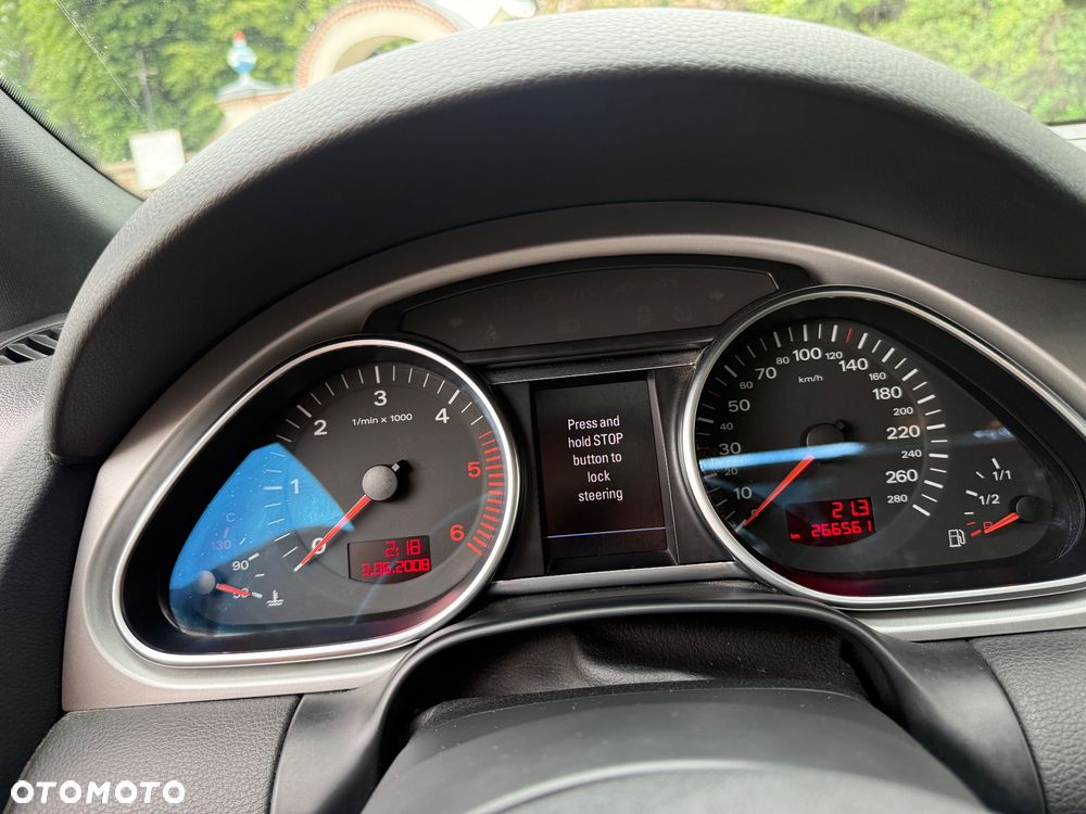 Audi Q7 - 25