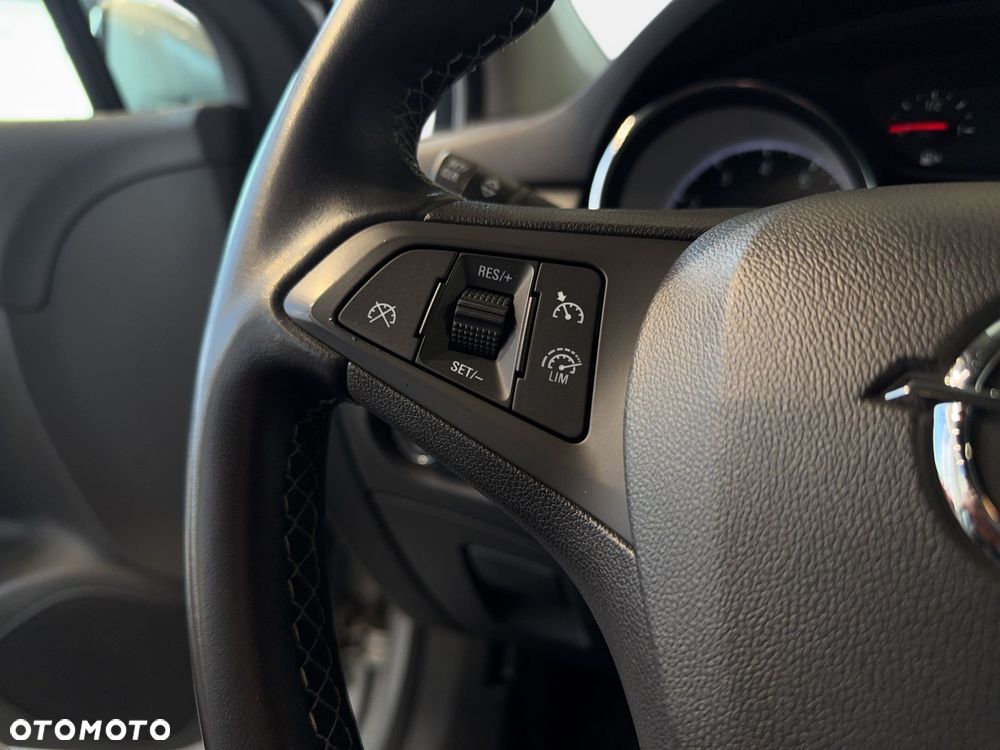 Opel Astra - 18
