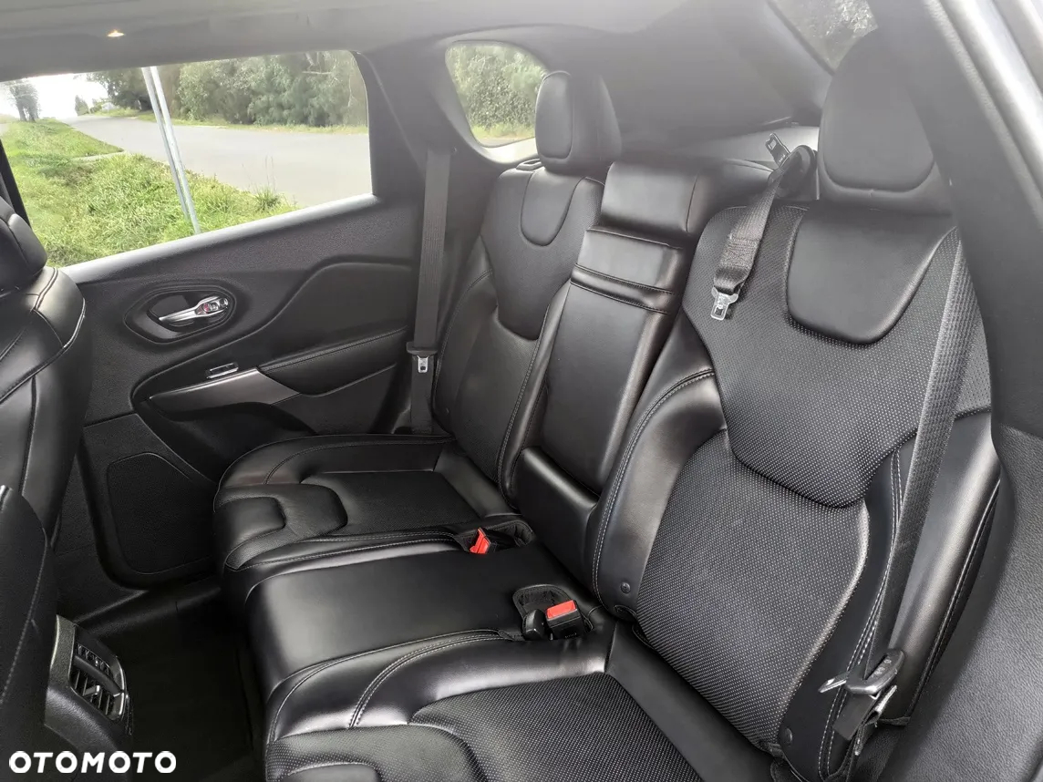 Jeep Cherokee 3.2 V6 Pentastar Active Drive I Automatik Limited - 17