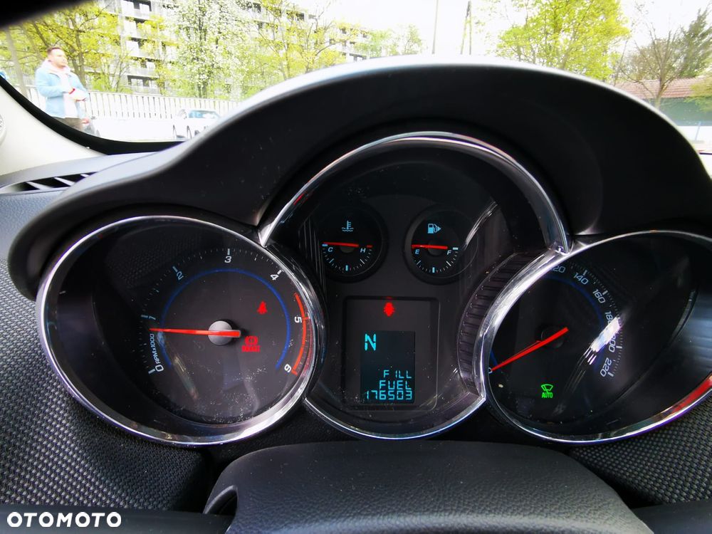 Chevrolet Cruze 2.0 D LTZ - 11