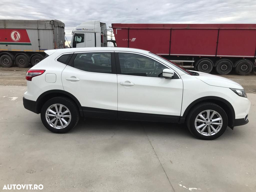 Nissan Qashqai 1.5 DCI N-Connecta - 18