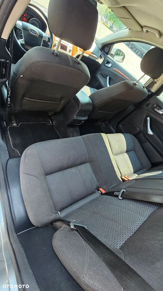 Ford Mondeo 2.0 TDCi Black Magic - 11
