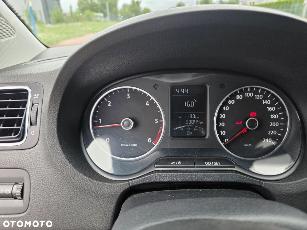 Volkswagen Polo 1.6 TDI DPF Comfortline - 14