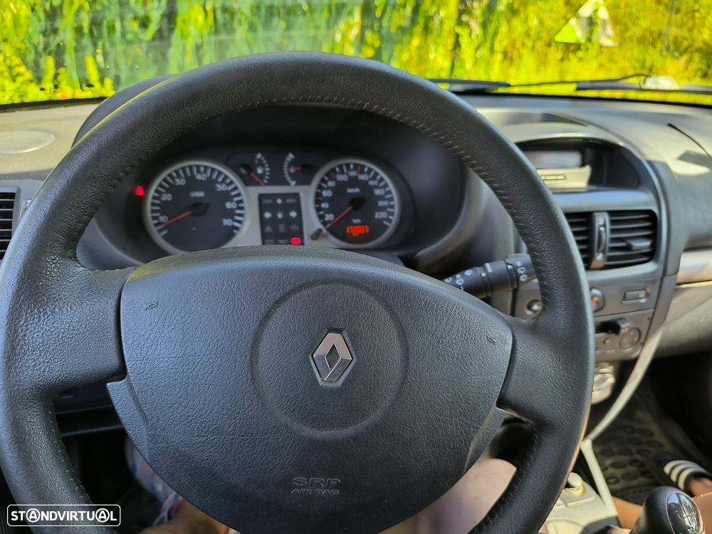Renault Clio 1.2 16V Dynamique - 10
