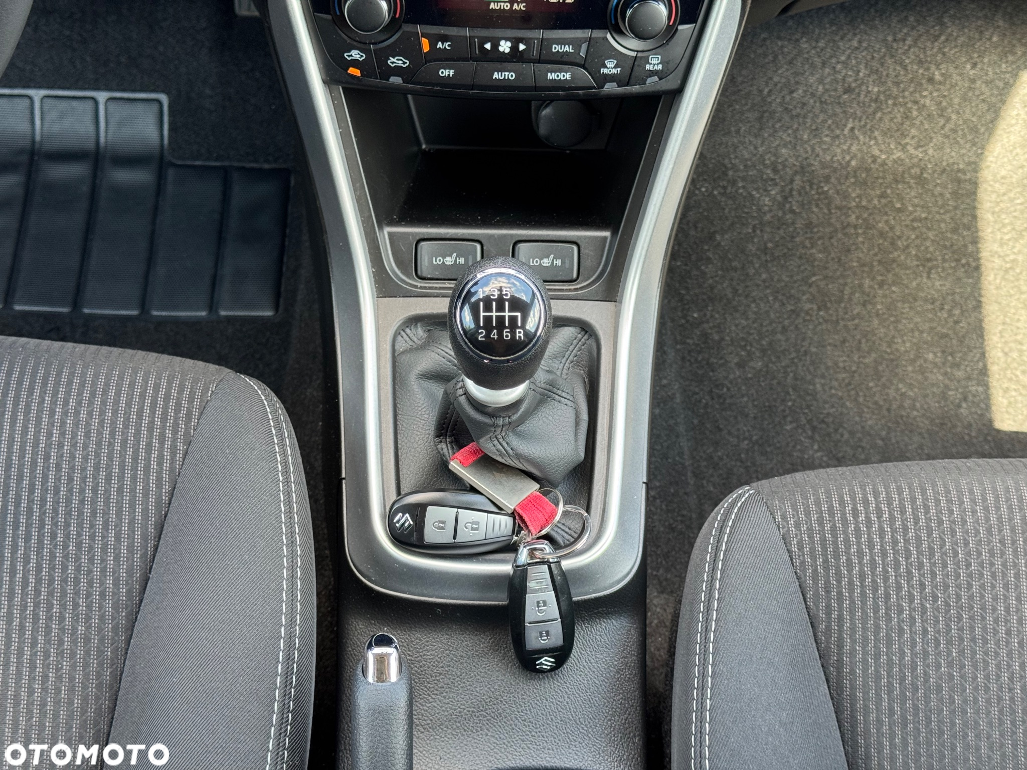 Suzuki SX4 S-Cross 1.4 T Premium - 19