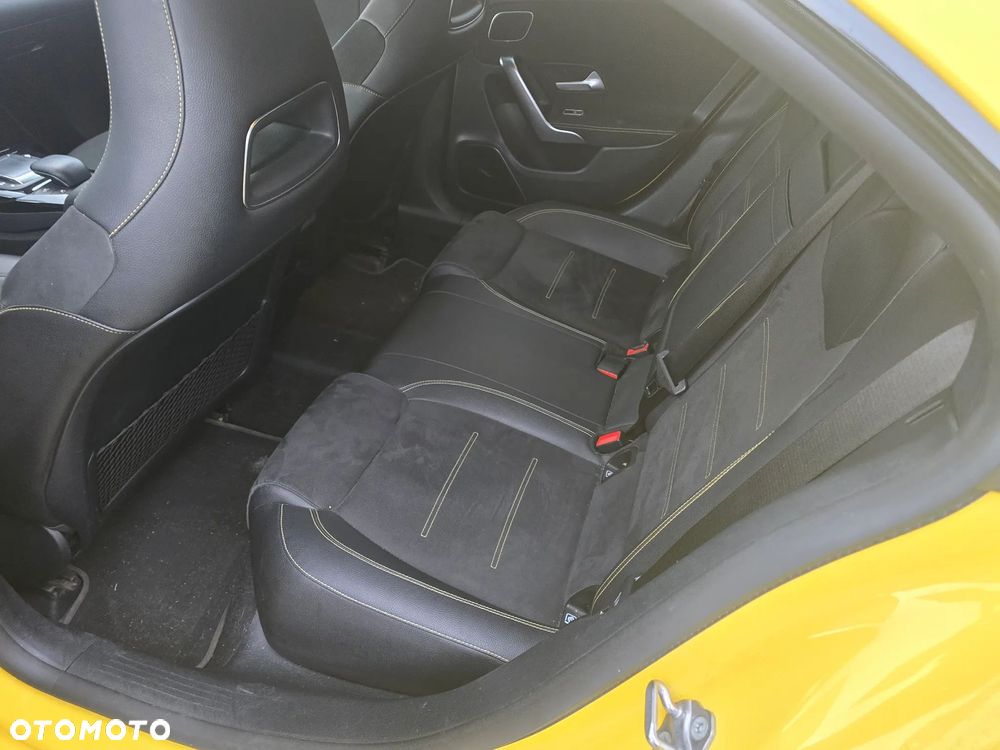 Mercedes-Benz CLA AMG 45 S 4-Matic 8G-DCT - 12