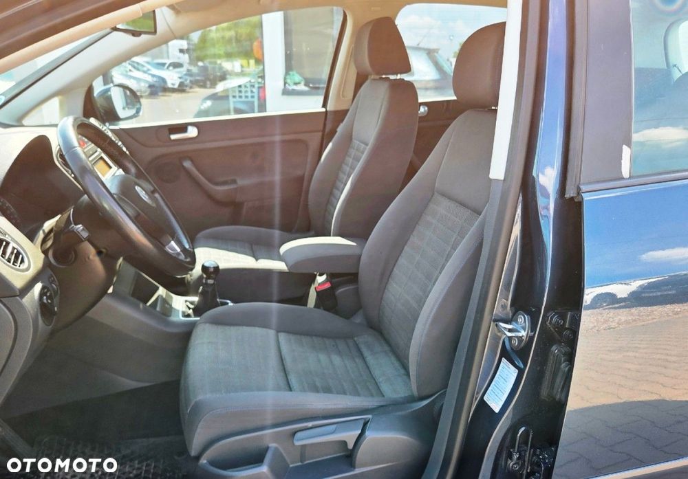 Volkswagen Golf Plus - 23
