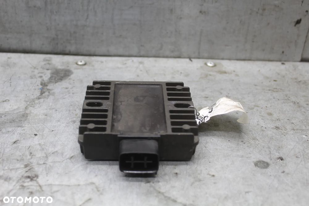 Yamaha Majesty 400 Regulator napięcia - 2