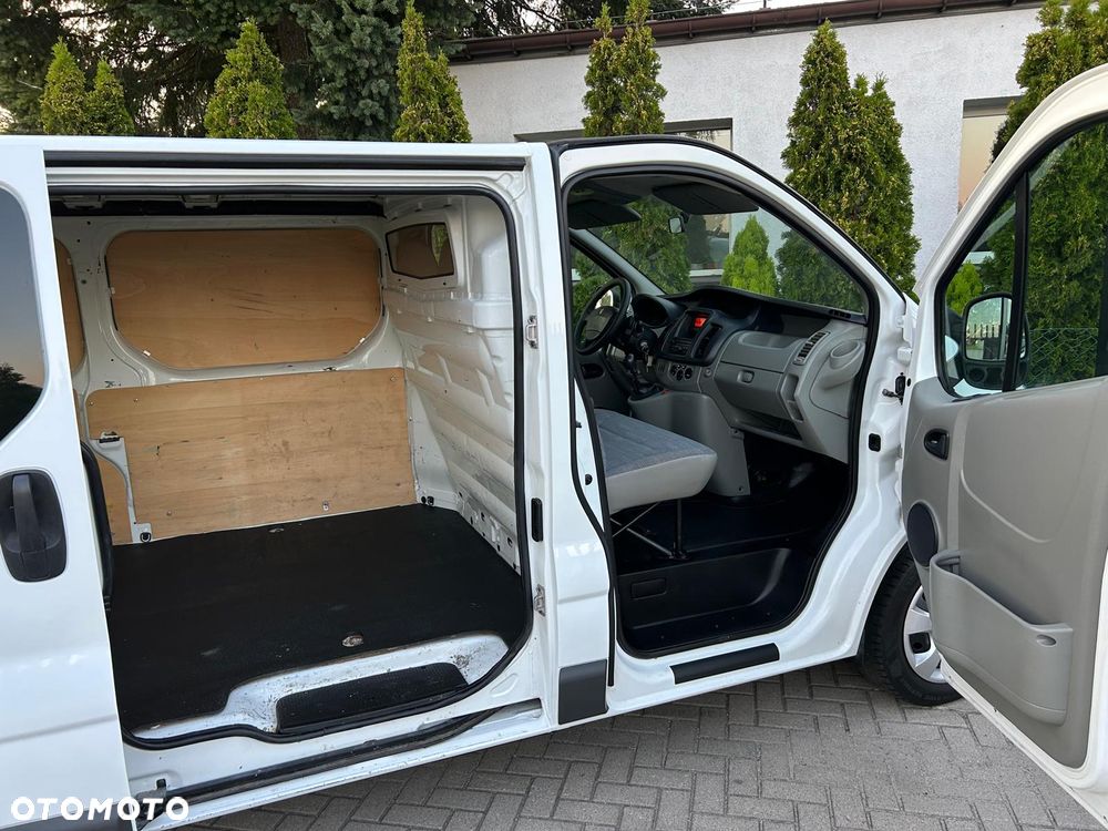 Renault Trafic - 17
