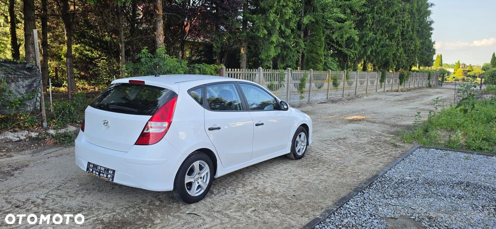Hyundai i30 1.4 Edition 20 - 31