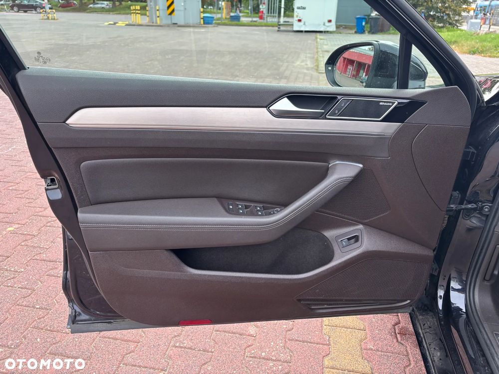 Volkswagen Passat 2.0 TSI BMT Highline DSG - 10