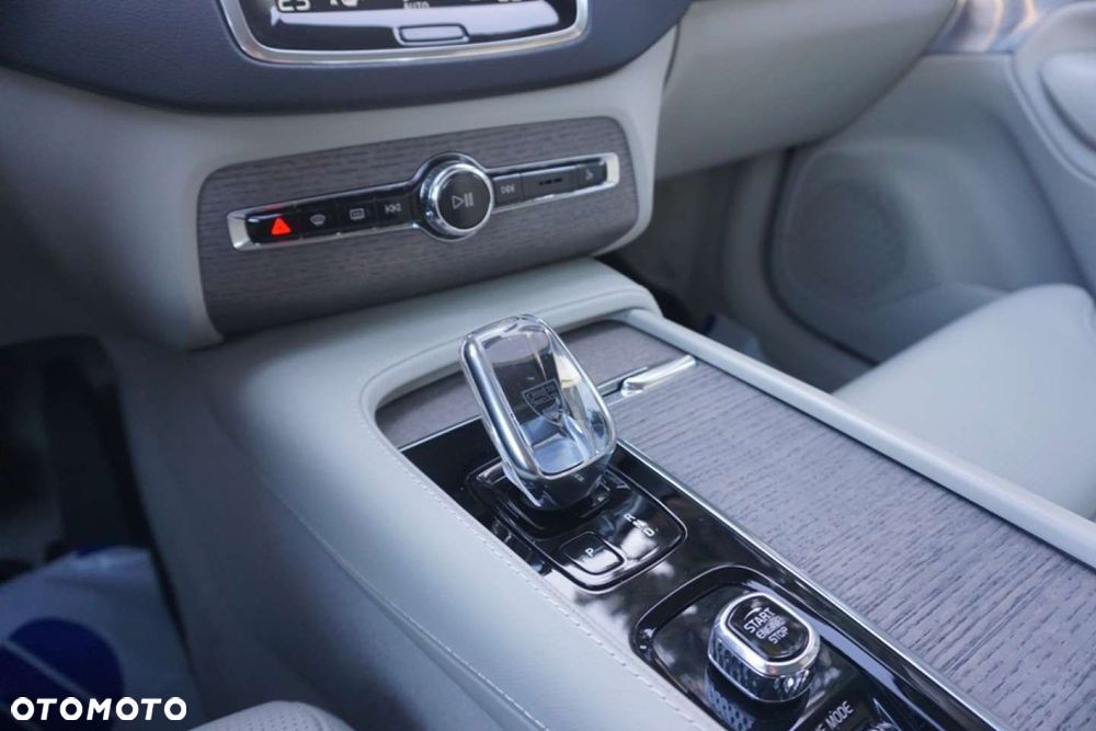 Volvo XC 90 D5 AWD Inscription 7os - 14