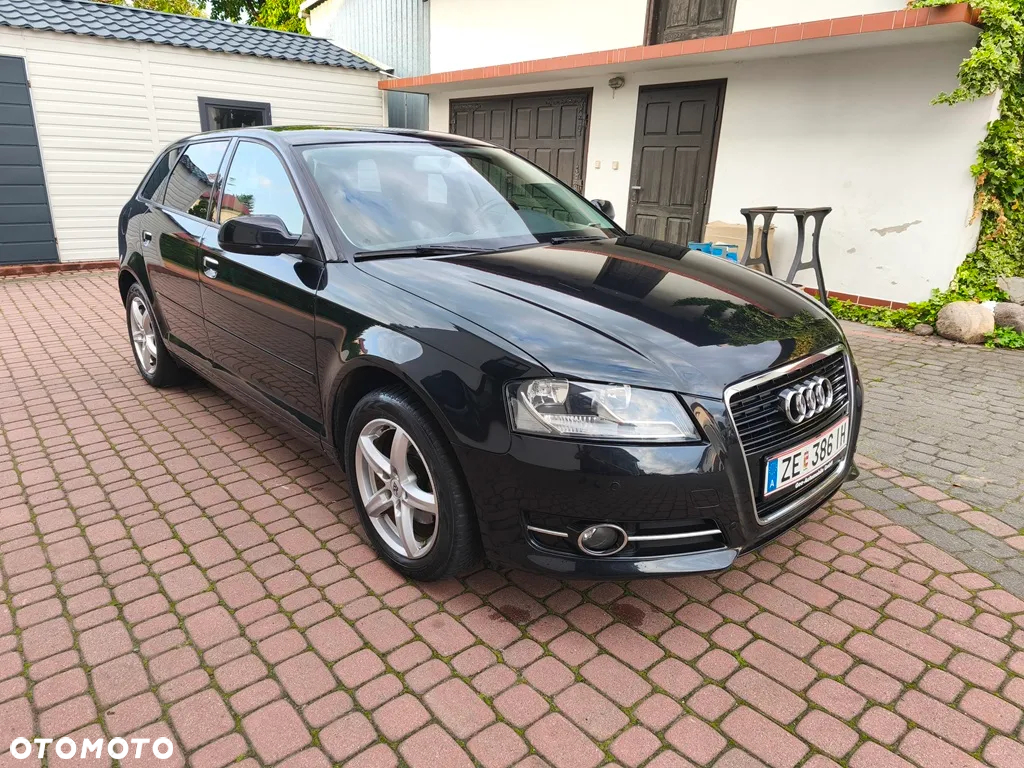 Audi A3 1.6 Sportback Attraction - 5